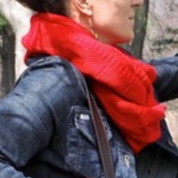 NEW, Coach Cashmere Wool Blend Signature Logo Cable Knit Scarf Shawl - Picture 5 of 16